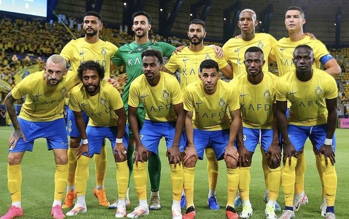 رونالدو يقود النصر في مواجهة حاسمة ضد التعاون بنصف نهائي السوبر السعودي